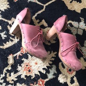 Sanita Clogs! High heeled Ox blood color